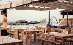 محوطه هتل محوطه هتل