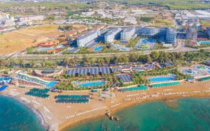 محوطه هتل محوطه هتل