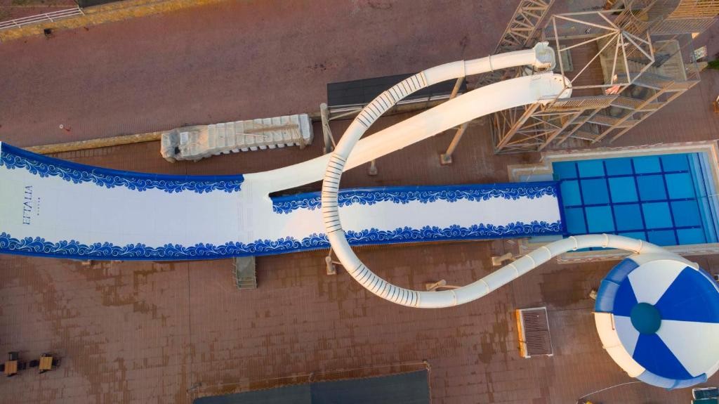 محوطه هتل محوطه هتل