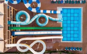 محوطه هتل محوطه هتل