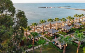 محوطه هتل محوطه هتل