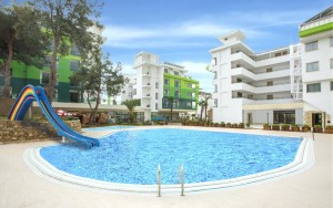 محوطه هتل محوطه هتل