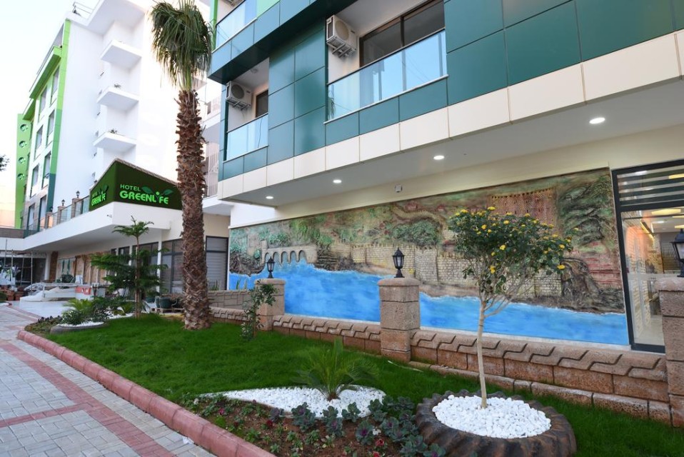 محوطه هتل محوطه هتل