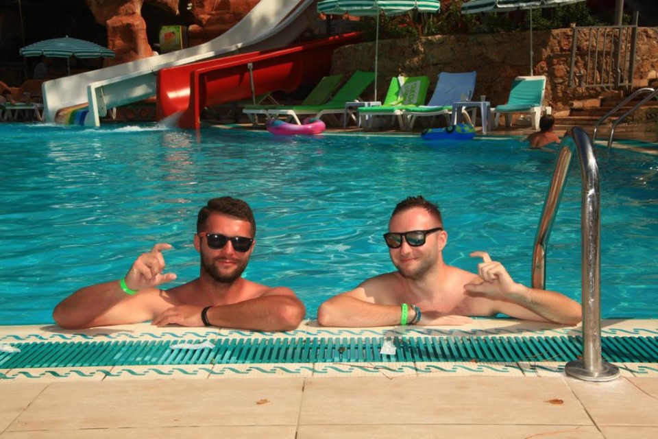 محوطه هتل محوطه هتل