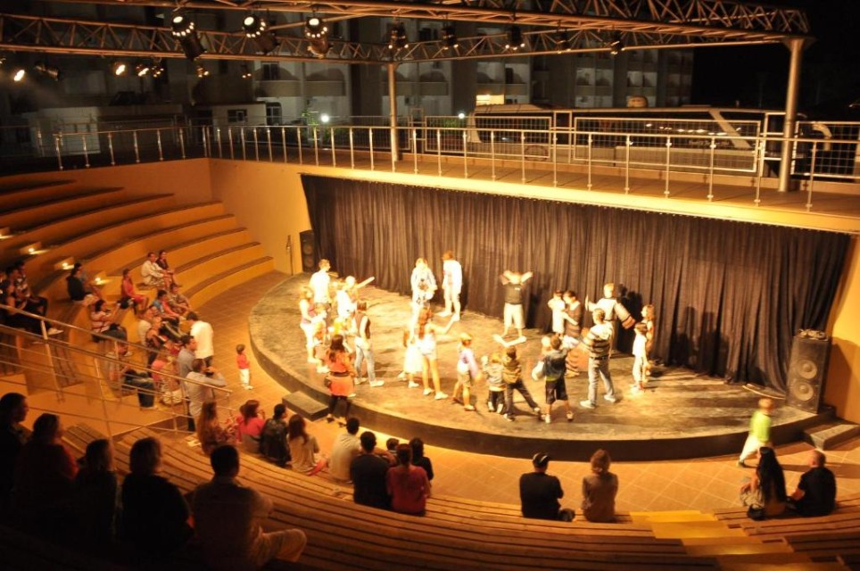 سرگرمی شبانه