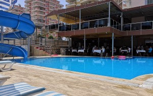 محوطه هتل محوطه هتل