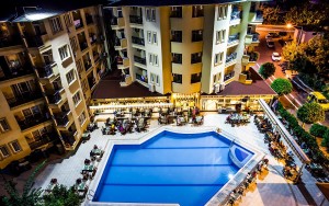 محوطه هتل محوطه هتل