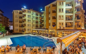 محوطه هتل محوطه هتل