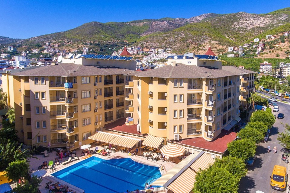 محوطه هتل محوطه هتل