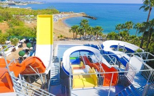 محوطه هتل محوطه هتل