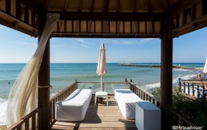 محوطه هتل محوطه هتل