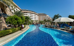 محوطه هتل محوطه هتل