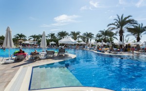 محوطه هتل محوطه هتل