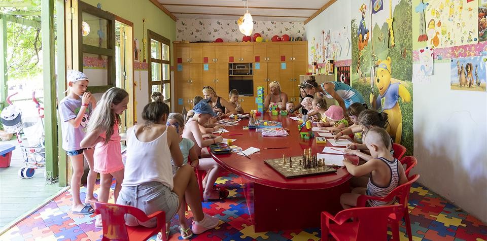 کلاب کودکان کلاب کودکان