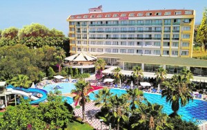 محوطه هتل محوطه هتل