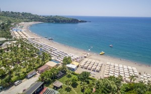 محوطه هتل محوطه هتل