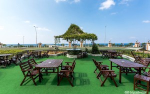 محوطه هتل محوطه هتل