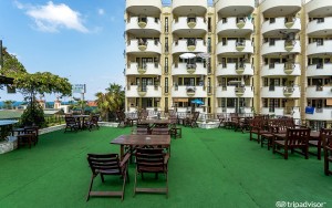 محوطه هتل محوطه هتل