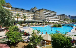 محوطه هتل محوطه هتل