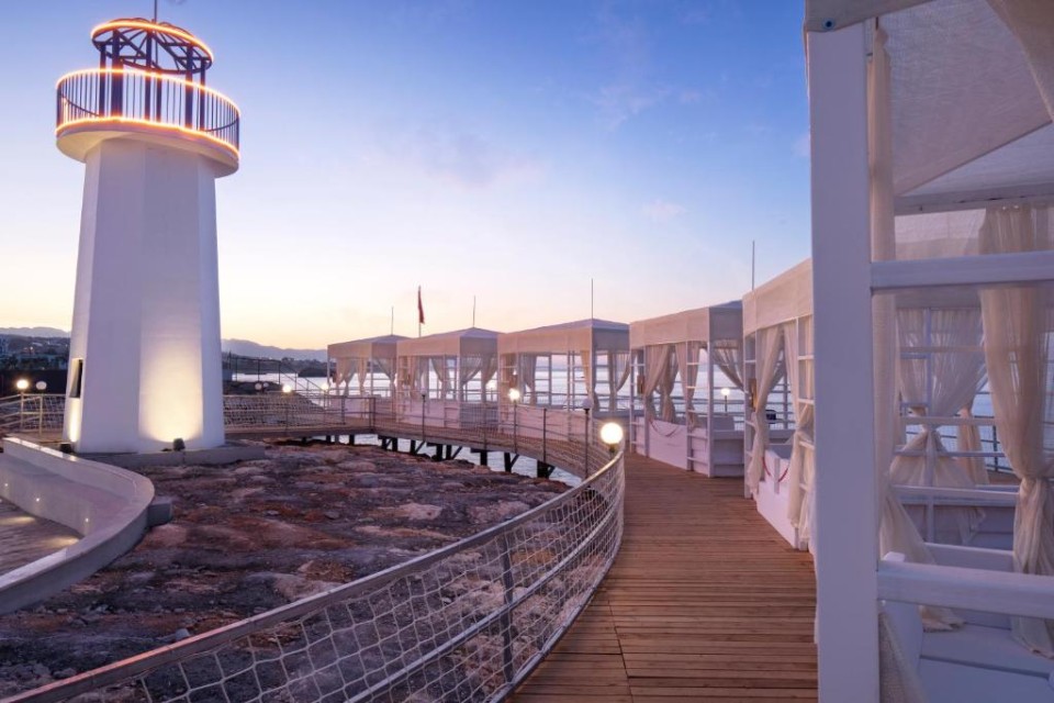 محوطه هتل محوطه هتل