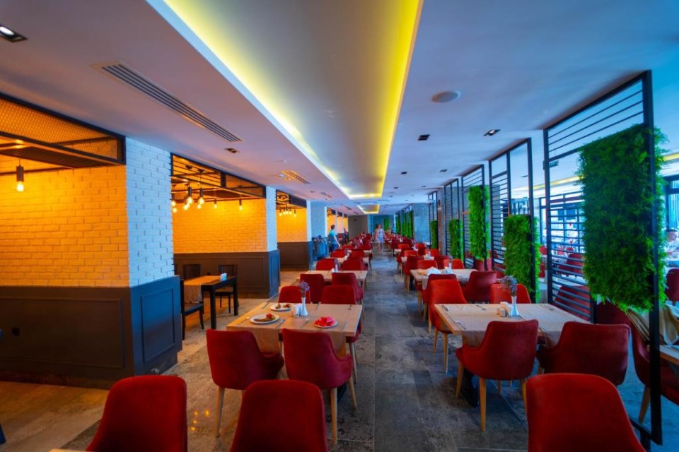 رستوران رستوران