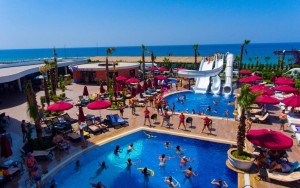 محوطه هتل محوطه هتل