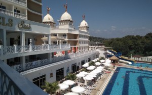 محوطه هتل محوطه هتل