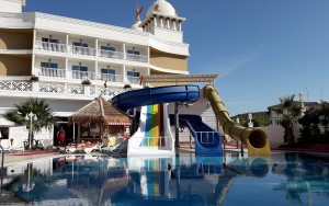 محوطه هتل محوطه هتل