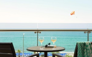 محوطه هتل محوطه هتل