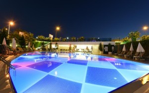 محوطه هتل محوطه هتل