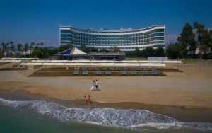 محوطه هتل محوطه هتل