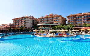 محوطه هتل محوطه هتل