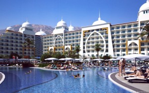 محوطه هتل محوطه هتل