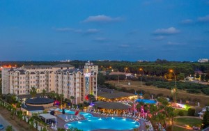 محوطه هتل محوطه هتل