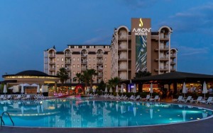 محوطه هتل محوطه هتل