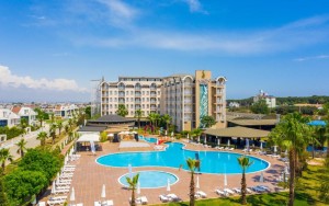 محوطه هتل محوطه هتل