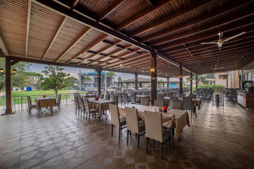 رستوران رستوران