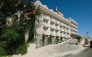 محوطه هتل محوطه هتل