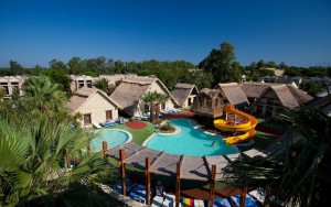 محوطه هتل محوطه هتل