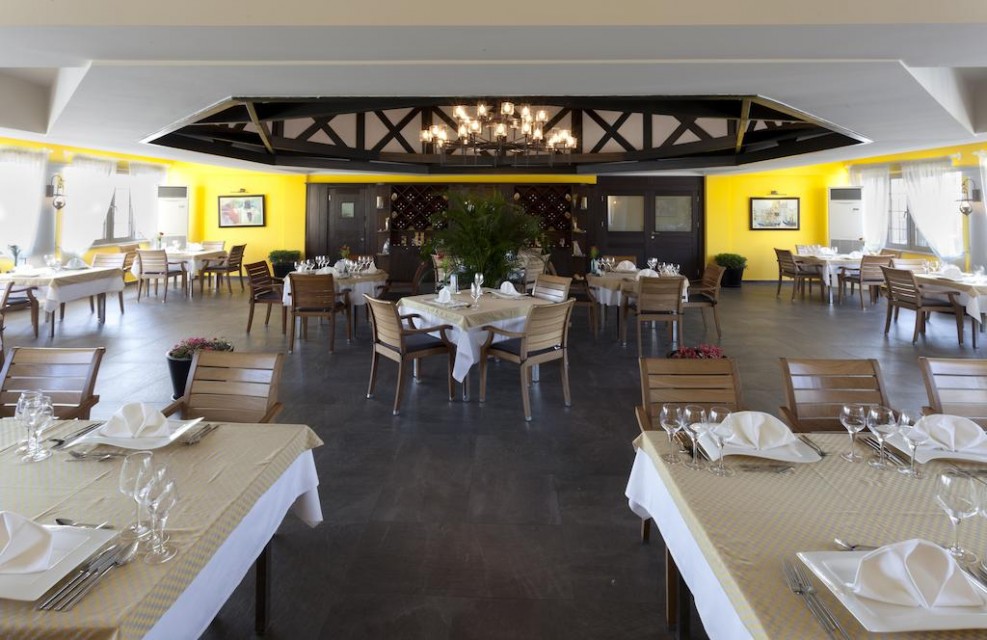 رستوران رستوران