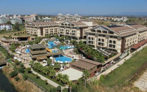 محوطه هتل محوطه هتل