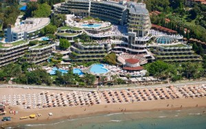 محوطه هتل محوطه هتل