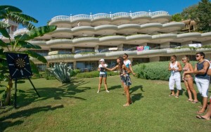 محوطه هتل محوطه هتل