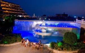 محوطه هتل محوطه هتل