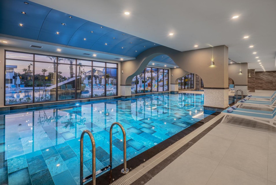 استخر استخر