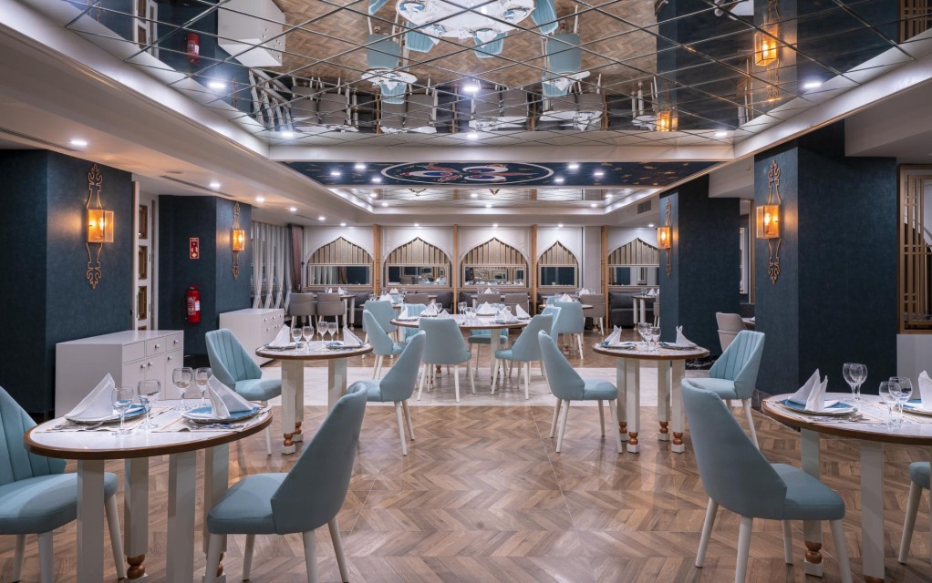 رستوران رستوران