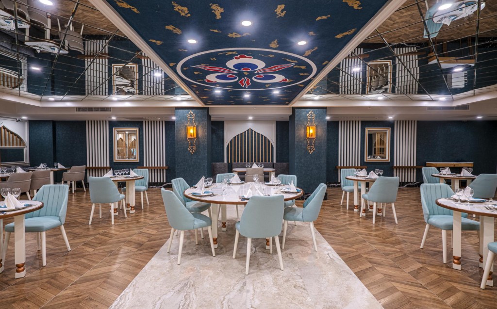 رستوران رستوران