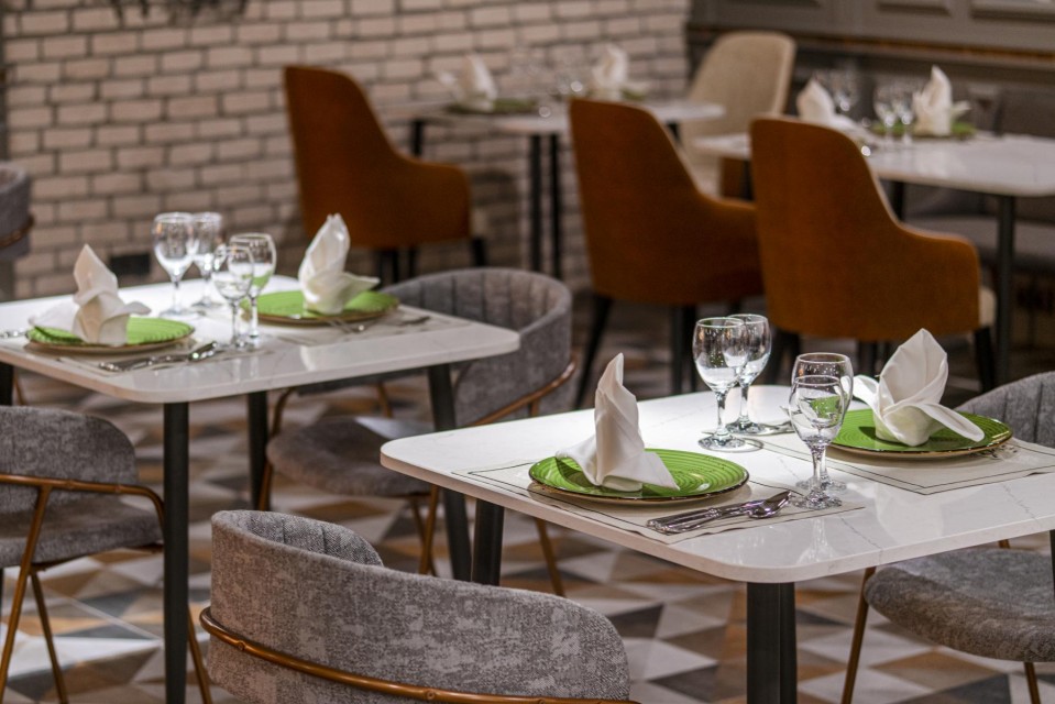 رستوران رستوران