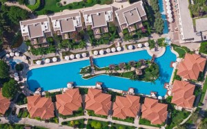 محوطه هتل محوطه هتل