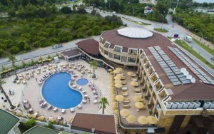 محوطه هتل محوطه هتل